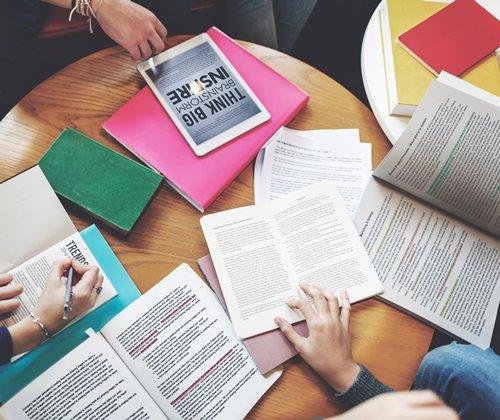 Segmento Editoras e Livrarias